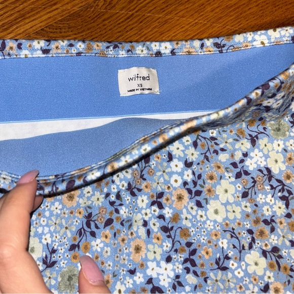 Aritzia Notebook Skirt - Picture 4 of 5